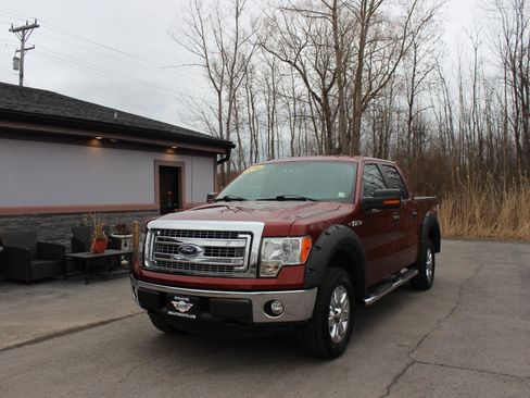 Used 2014 Ford F150 XLT w/ Equipment Group 302A Luxury image 12