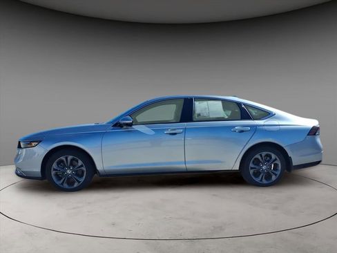 Used 2024 Honda Accord EX-L image 2