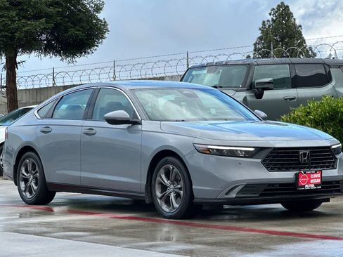 Used 2023 Honda Accord EX-L image 10