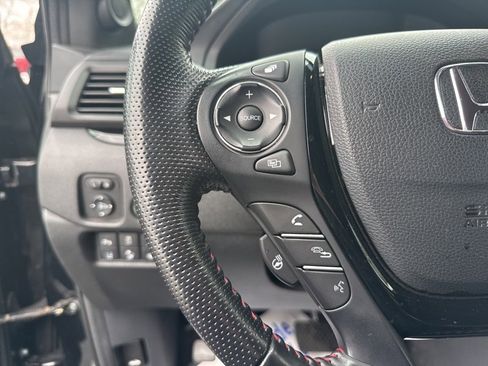 Used 2023 Honda Ridgeline Black Edition image 28