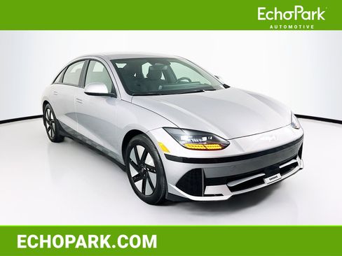 Used 2024 Hyundai Ioniq 6 SE image 1