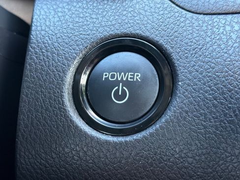 Used 2025 Toyota Camry LE FWD image 21