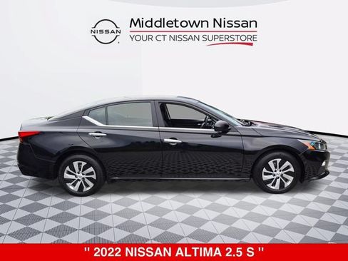 Certified 2022 Nissan Altima 2.5 S FWD image 2
