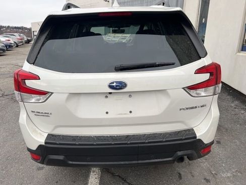 Used 2023 Subaru Forester Limited image 4