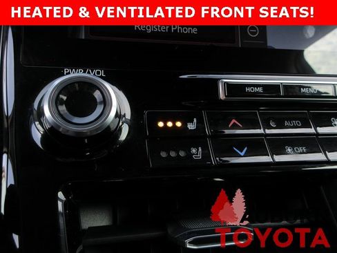 Certified 2022 Toyota Highlander Platinum image 21