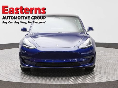 Used 2018 Tesla Model 3 Long Range AWD/4WD image 2