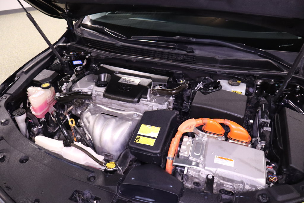 Used 2013 Toyota Avalon Limited FWD image 36