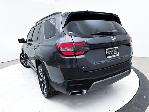 Used 2023 Honda Pilot Elite image 10