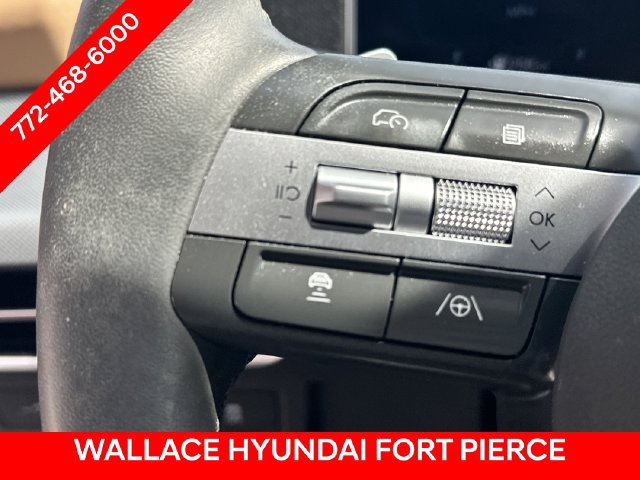 Used 2025 Hyundai Sonata Limited FWD image 25