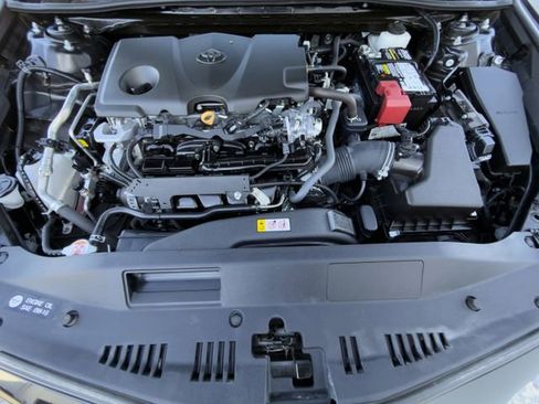 Used 2021 Toyota Camry XSE image 31