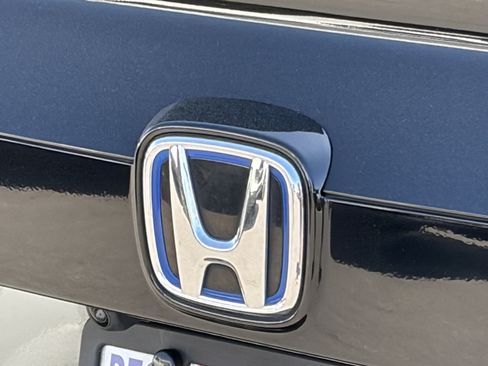 Used 2022 Honda Accord Sport image 4