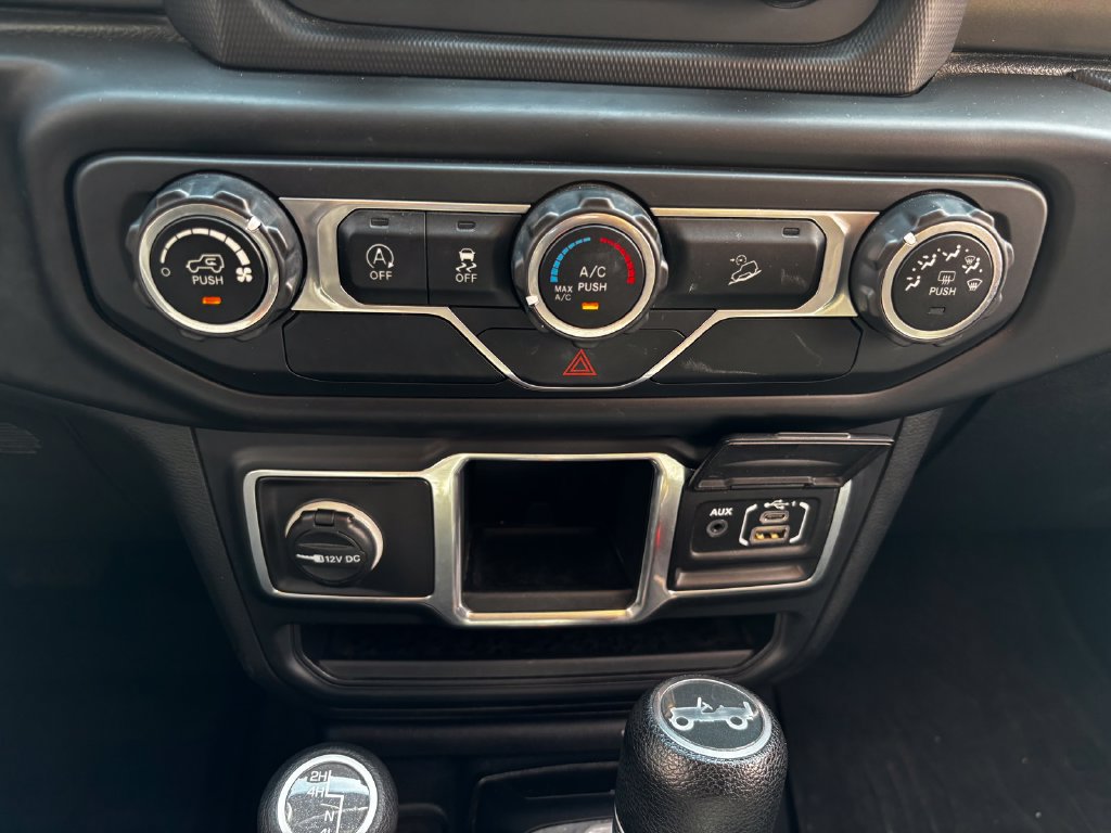 Used 2018 Jeep Wrangler Unlimited Sport AWD/4WD image 27
