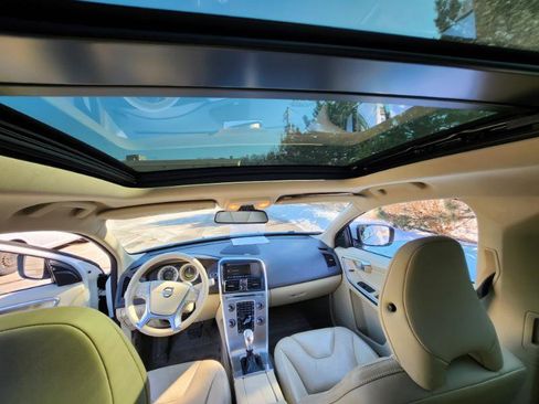 Used 2013 Volvo XC60 T6 image 17