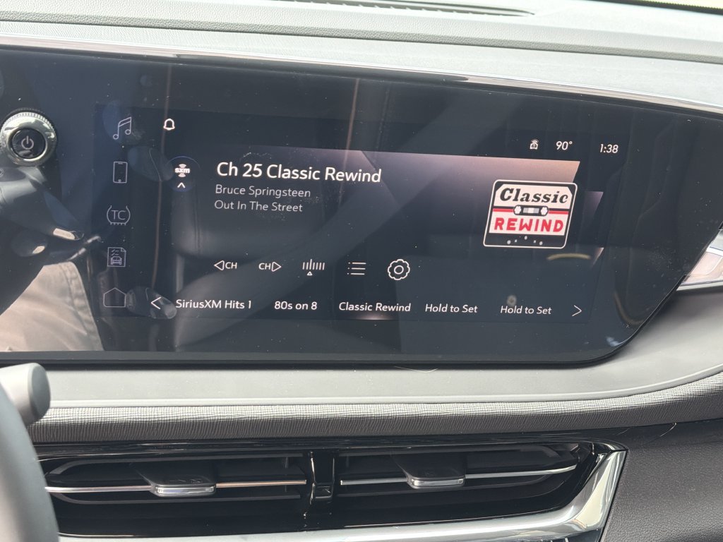 New 2026 Buick Envista Avenir FWD image 25