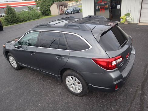 Used 2018 Subaru Outback 2.5i Premium AWD/4WD image 26