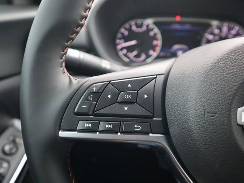 Used 2025 Nissan Sentra SR image 20