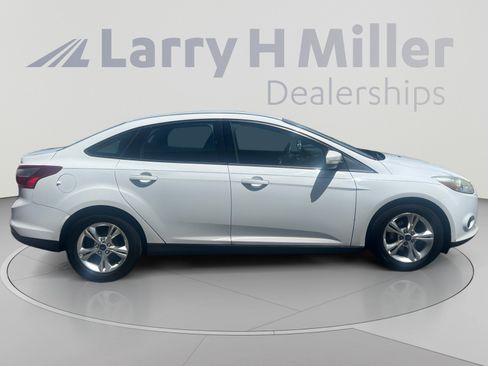 Used 2013 Ford Focus SE FWD image 6