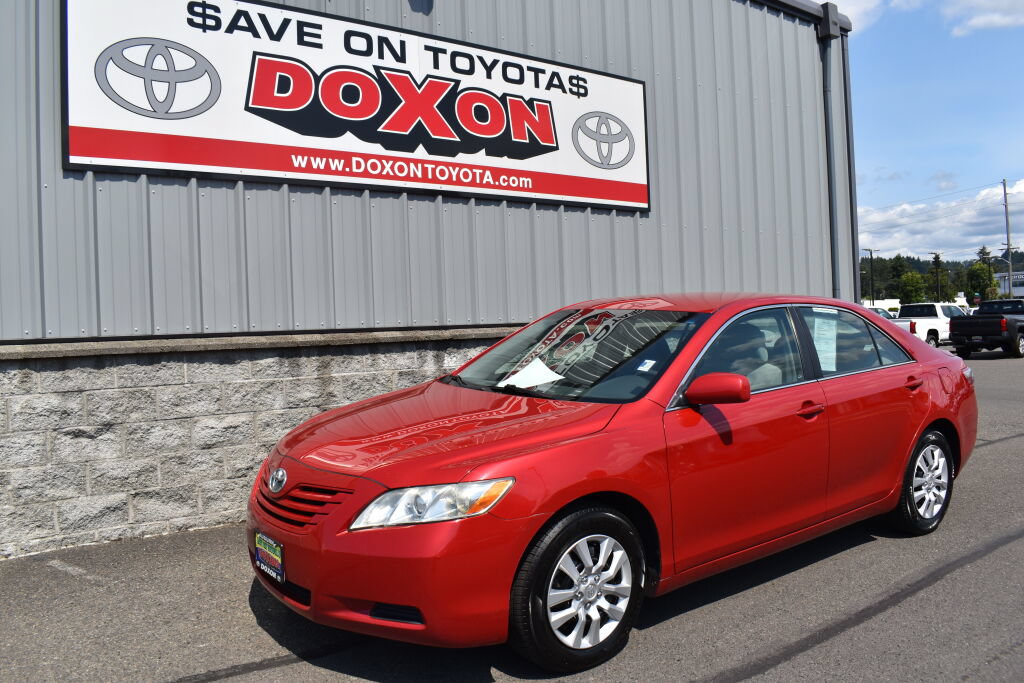 Used 2009 Toyota Camry LE FWD image 1