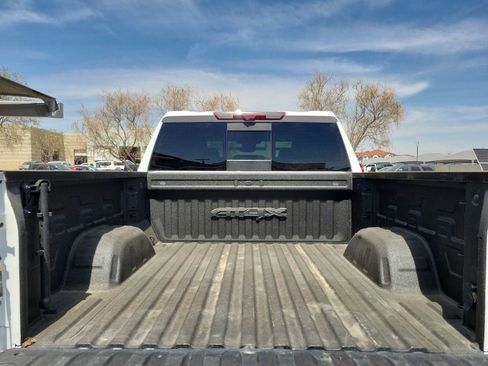 Used 2024 GMC Sierra 1500 AT4X image 23