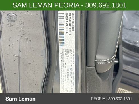 New 2026 Jeep Grand Cherokee Altitude image 32