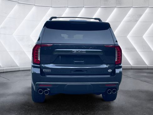 Used 2023 GMC Yukon Denali Ultimate w/ LPO, Floor Liner Package AWD/4WD image 5