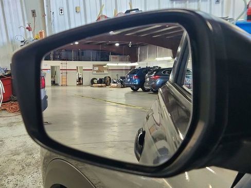 Used 2025 Nissan Kicks Play S FWD image 9
