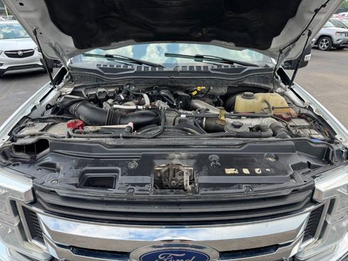 Used 2018 Ford F250 XLT w/ Camper Package AWD/4WD image 23