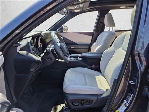 Certified 2025 Lexus TX 350 AWD w/ Captains Chair Package image 13