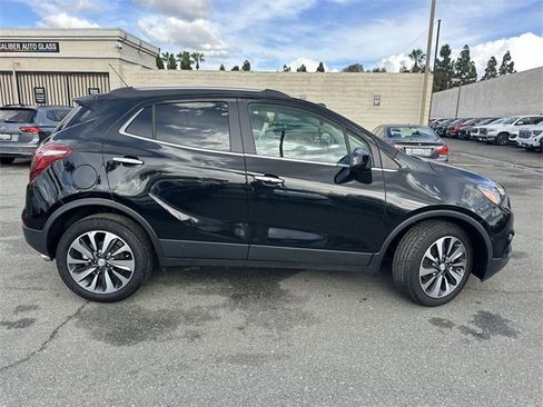 Used 2022 Buick Encore Preferred w/ Safety Package image 3