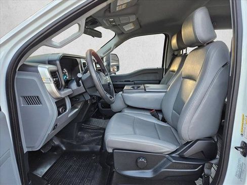 Used 2025 Ford F250 XL w/ XL Driver Assist Package AWD/4WD image 14