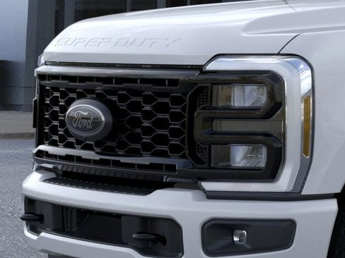 New 2026 Ford F250 XLT w/ XLT Premium Package image 17