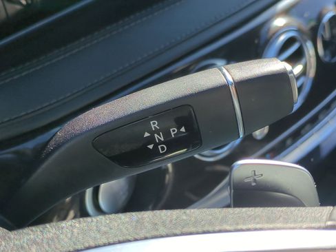 Used 2015 Mercedes-Benz S 550 4MATIC Sedan image 23
