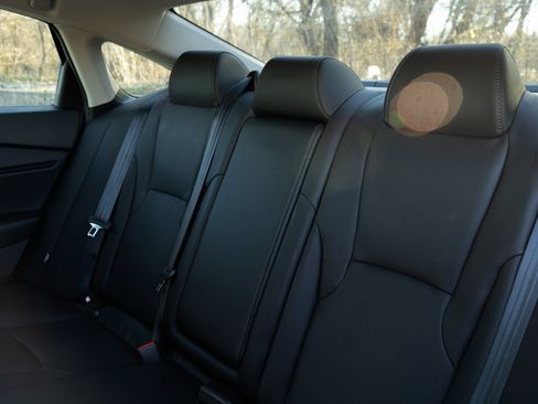 Used 2023 Honda Accord Touring image 18