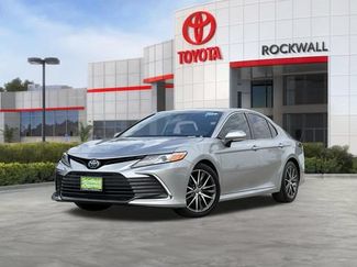 Used 2022 Toyota Camry XLE FWD video 1