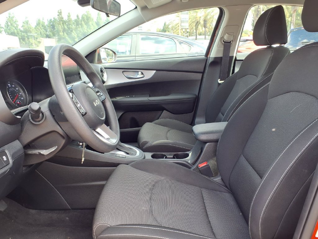 Certified 2022 Kia Forte Sedan FWD image 9