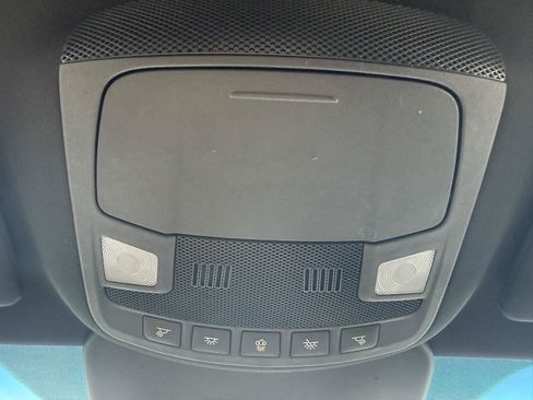 Used 2020 Lincoln Nautilus Premier AWD/4WD image 30