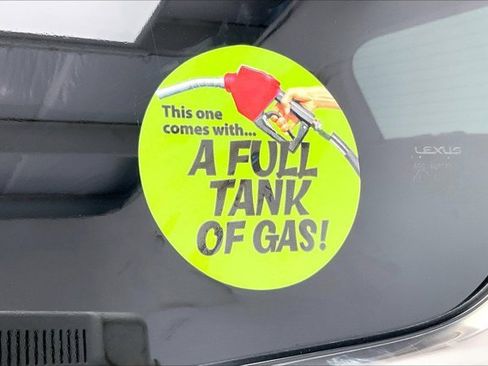 Used 2022 Lexus LX 600 4WD w/ Luxury Package image 10