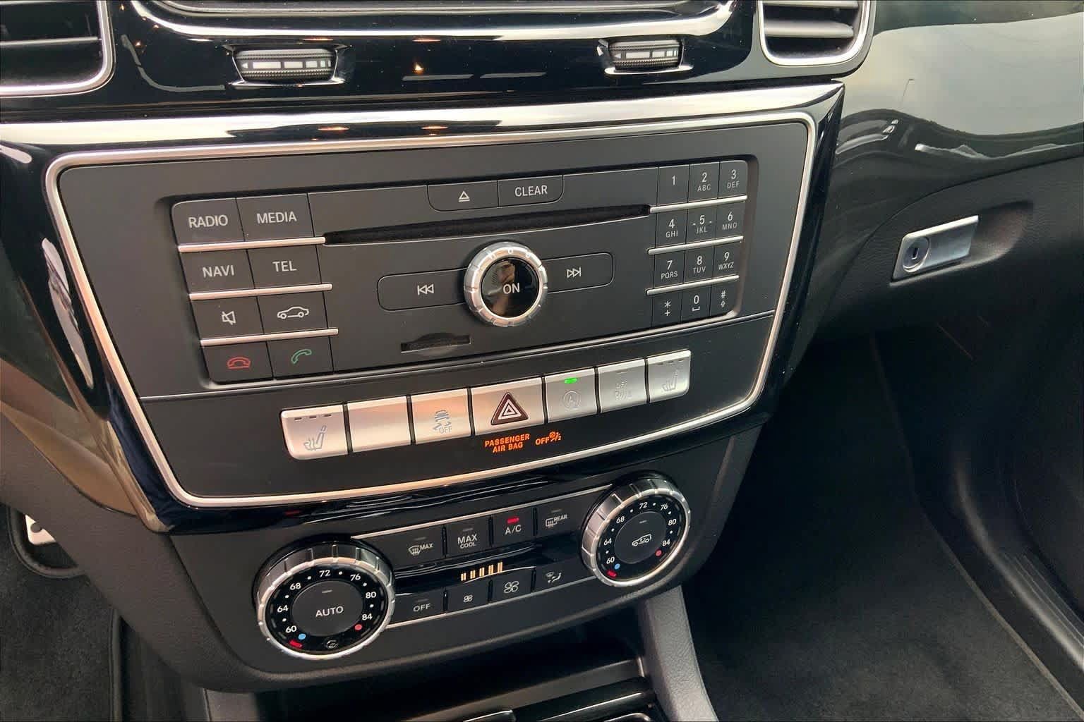 Used 2019 Mercedes-Benz GLE 400 4MATIC image 35