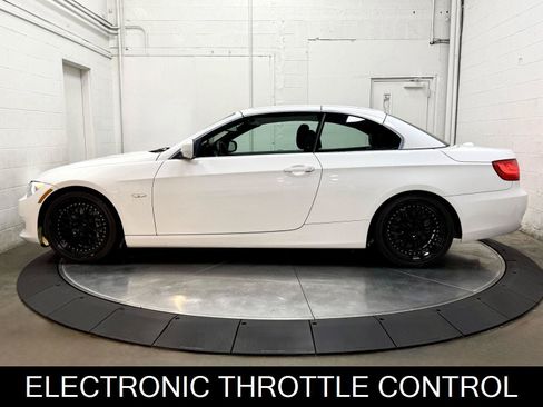 Used 2011 BMW 335i Convertible RWD image 6
