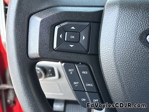 Used 2017 Ford F150 XLT image 21