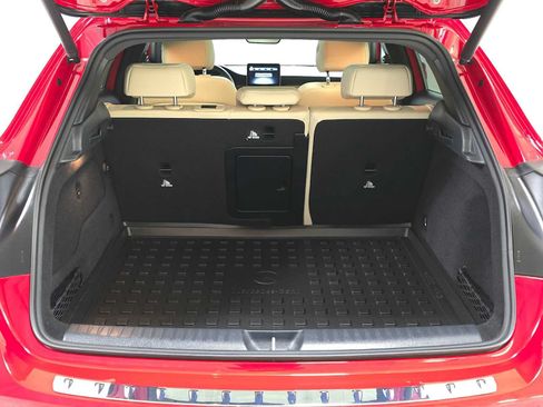Used 2019 Mercedes-Benz GLA 250 4MATIC image 14