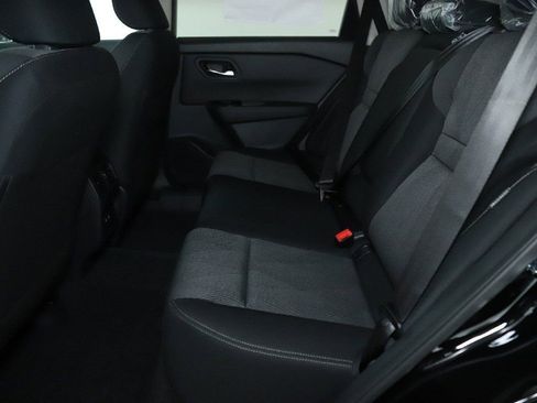 Certified 2026 Nissan Rogue SV image 14