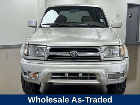 Used 2000 Toyota 4Runner Limited RWD image 2