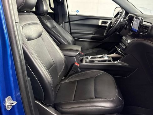 Used 2020 Ford Explorer Limited w/ Class III Trailer Tow Package AWD/4WD image 17