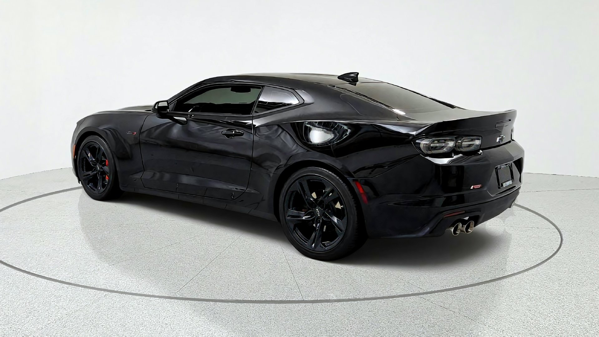 Used 2023 Chevrolet Camaro LT w/ RS Package RWD image 3