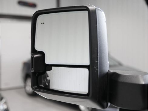 Used 2025 Chevrolet Silverado 2500 High Country w/ Technology Package image 51