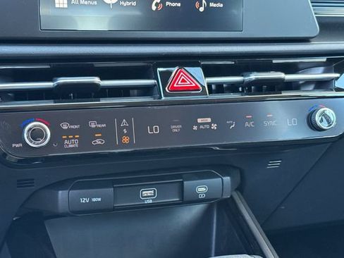 New 2026 Kia Niro LX FWD image 24