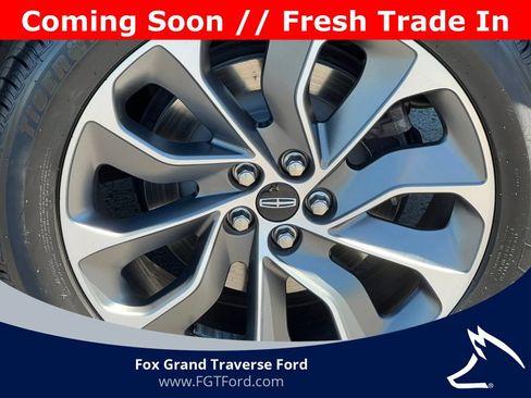 Used 2023 Lincoln Nautilus Reserve w/ Equipment Group 201A AWD/4WD image 7