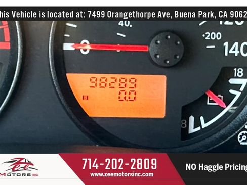 Used 2010 Nissan Frontier SE w/ SE Value Truck Pkg AWD/4WD image 24