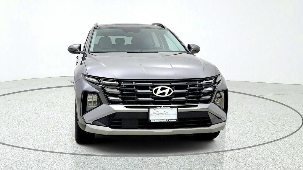 Used 2025 Hyundai Tucson SEL AWD/4WD image 2